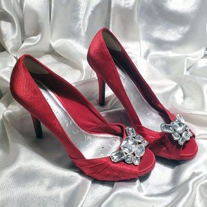 NEW FIONI NIGHT red satin open toe high heel pumps with rhinstone accents SZ 10